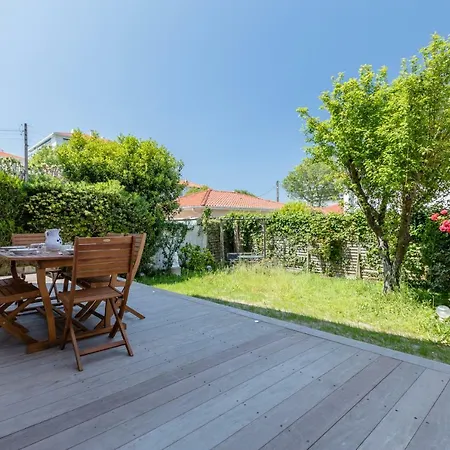 Beatrix -with Garden -15 Mn Walk From The Beach -garden- 2 Parkings Vakantiehuis Biarritz