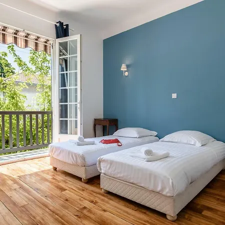 Beatrix -with Garden -15 Mn Walk From The Beach -garden- 2 Parkings Biarritz